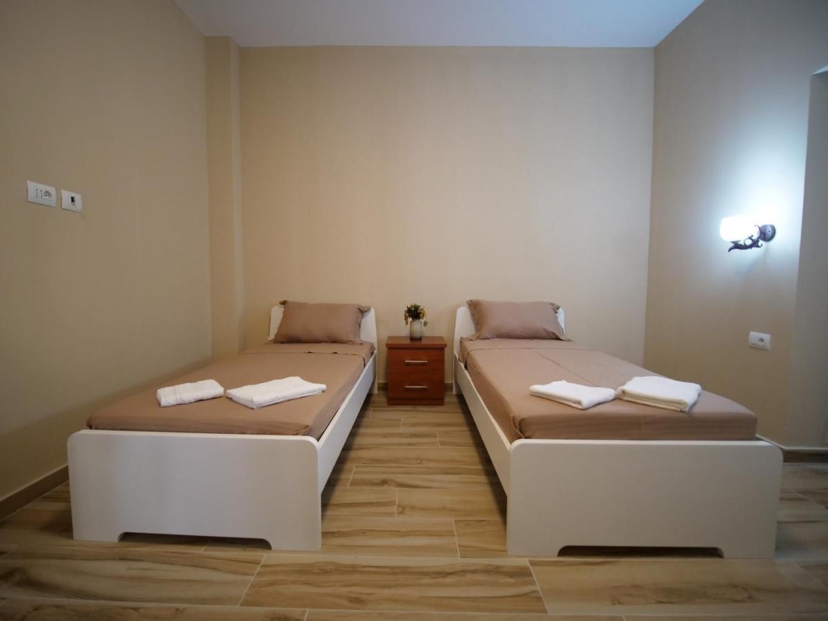 Hanna & Solei Hotel Berat Extérieur photo