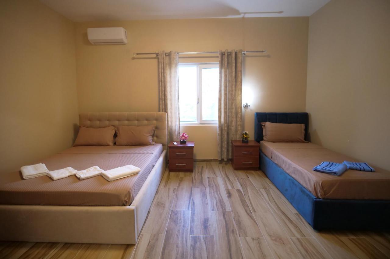 Hanna & Solei Hotel Berat Extérieur photo