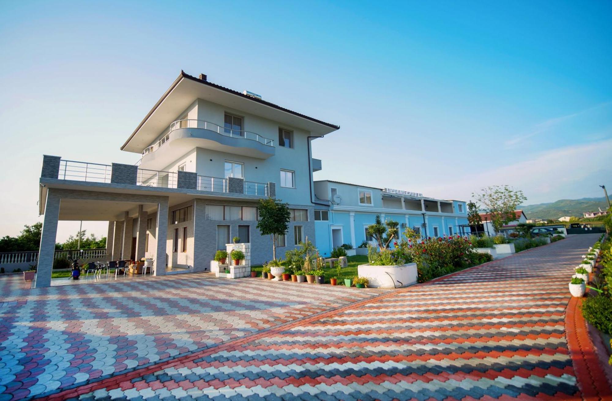 Hanna & Solei Hotel Berat Extérieur photo