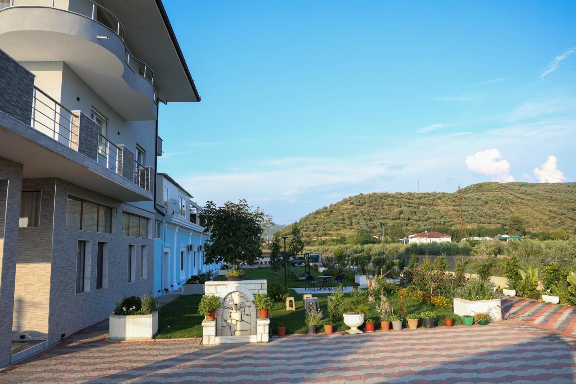 Hanna & Solei Hotel Berat Extérieur photo